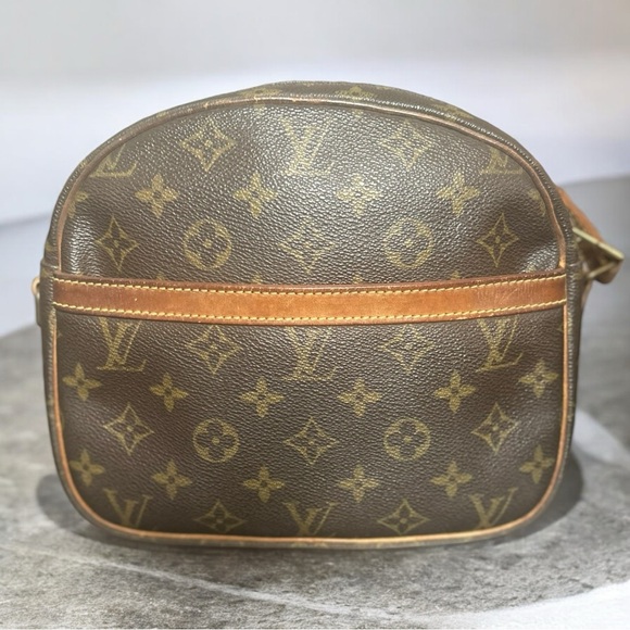 Louis Vuitton Senlis Crossbody Bag Monogram Canvas - Picture 1 of 15